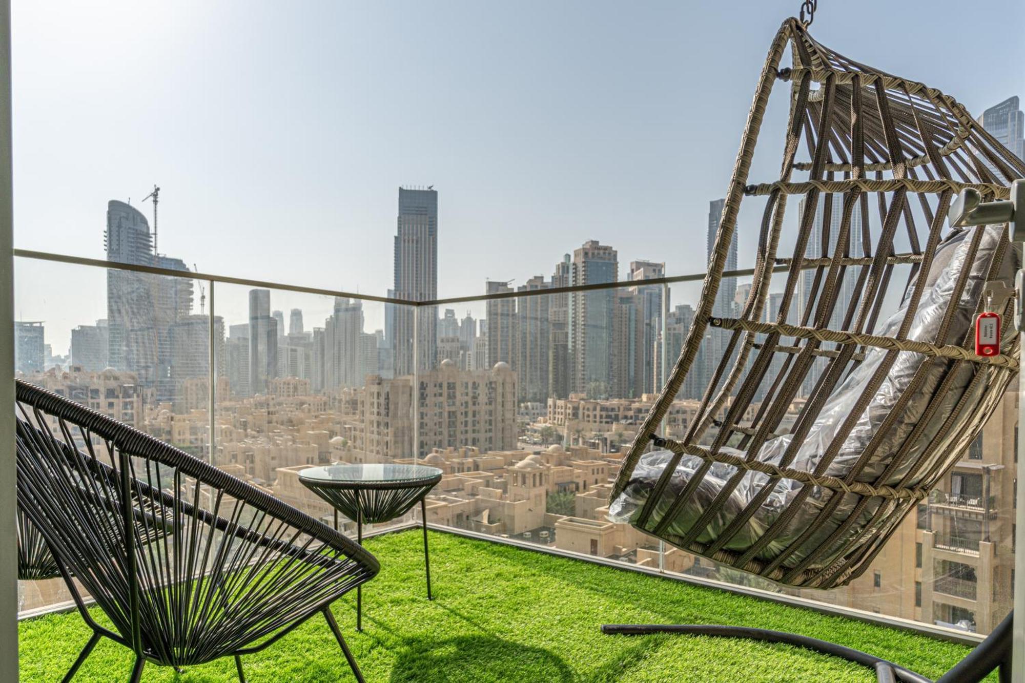 First Class 2Br With Full Burj Khalifa View Dubai Esterno foto